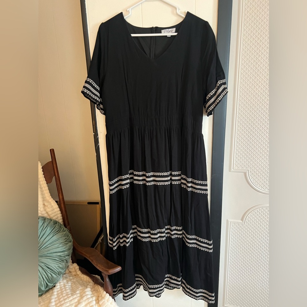 EUC Black Embroidered Midi Dress - Large